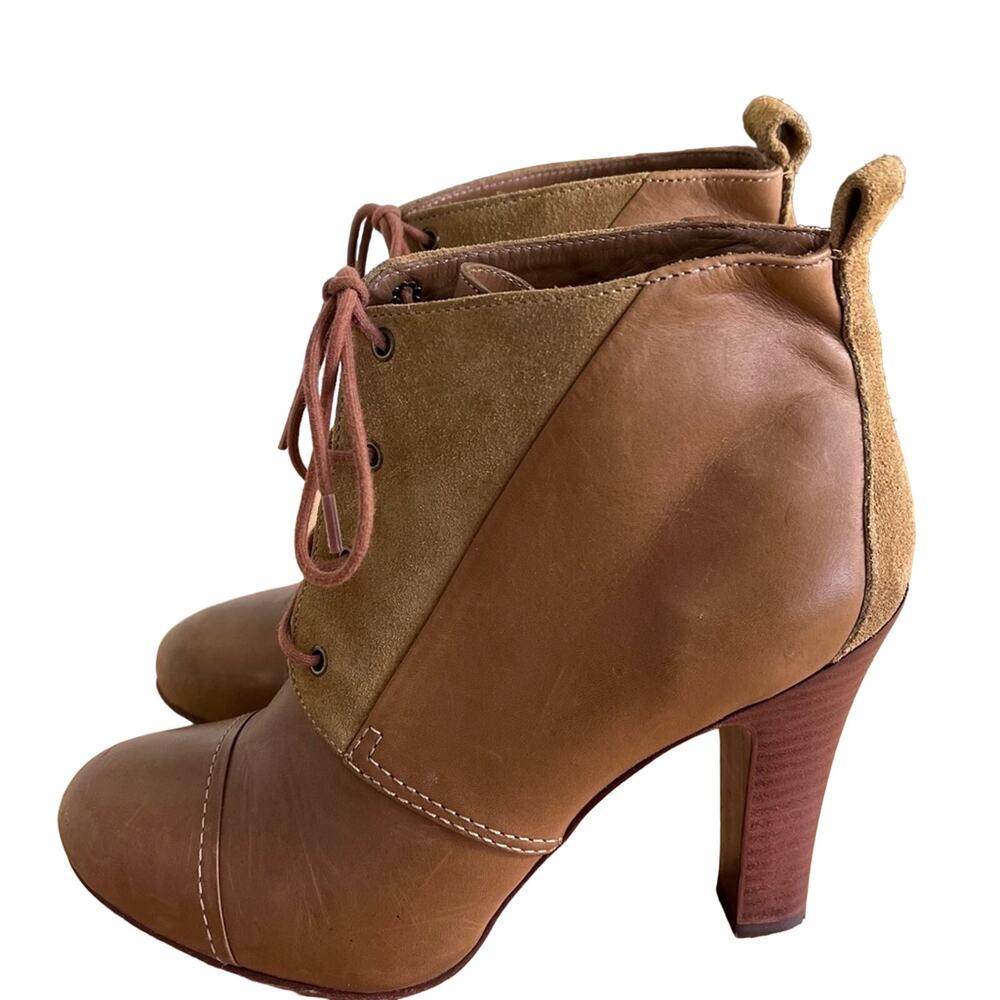 L.L. Bean Boots Women 8 M Brown Lace Up Leather Suede Heeled